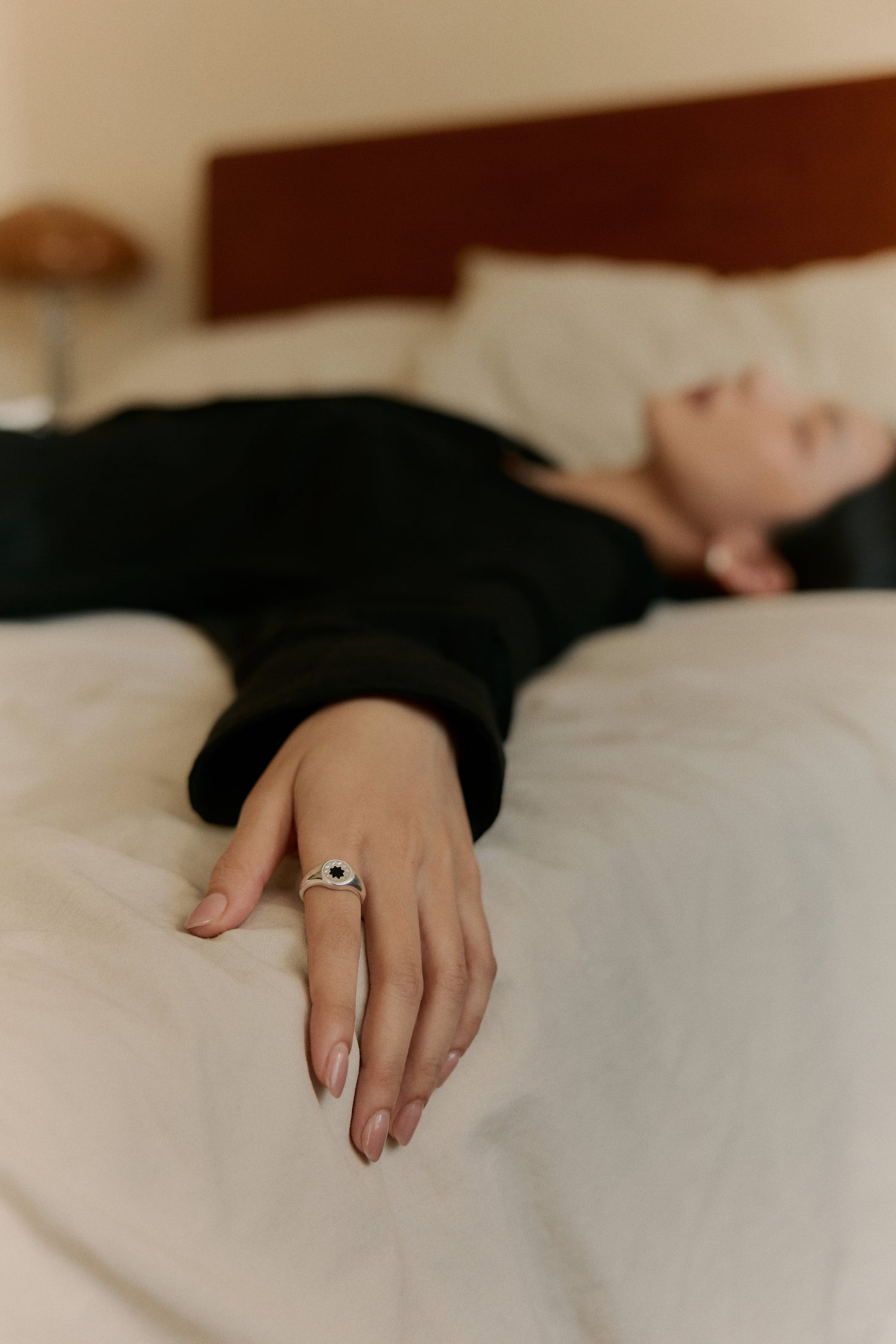 ANPOL Black Onyx Signet Ring