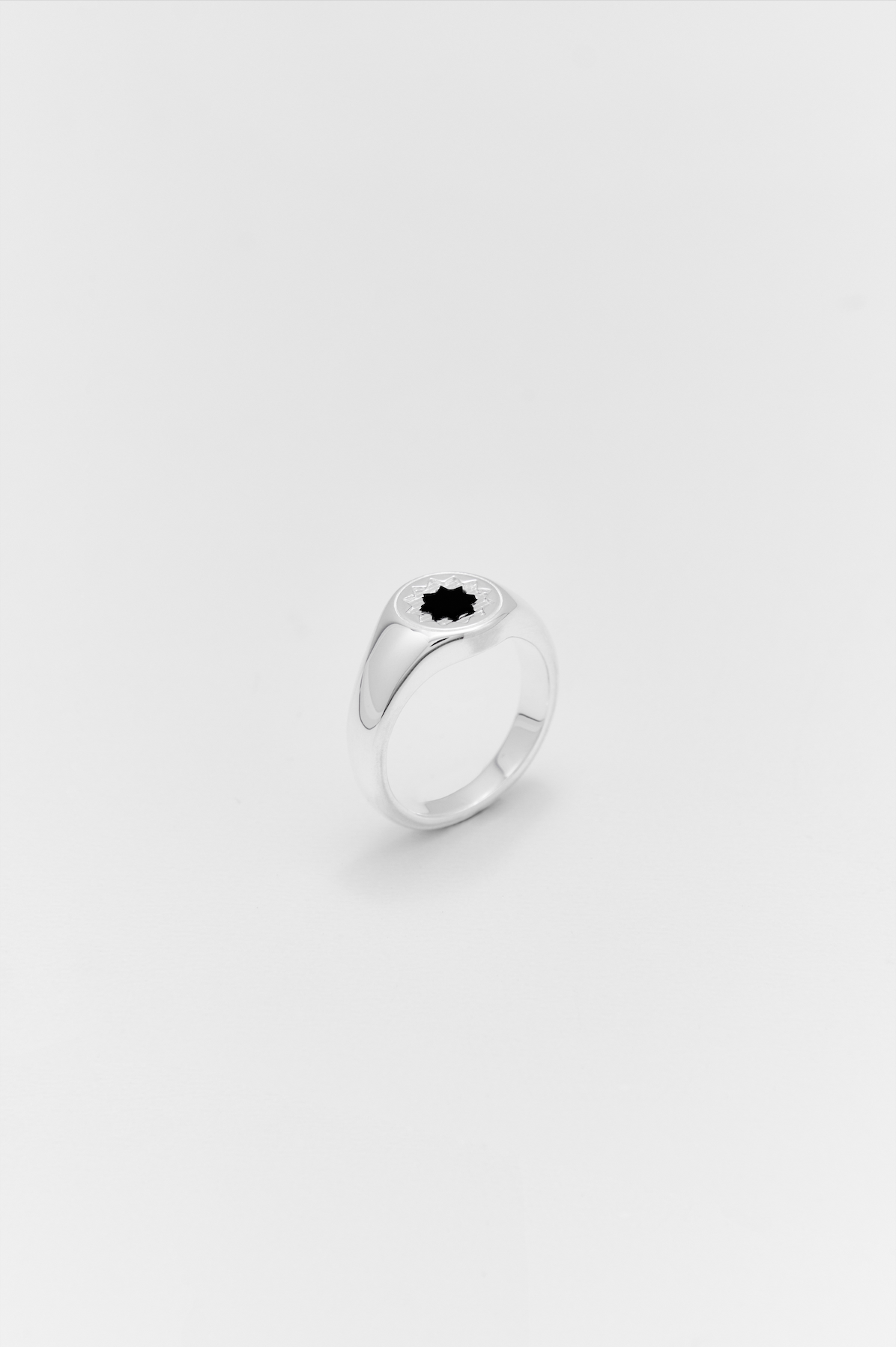 ANPOL Black Onyx Signet Ring