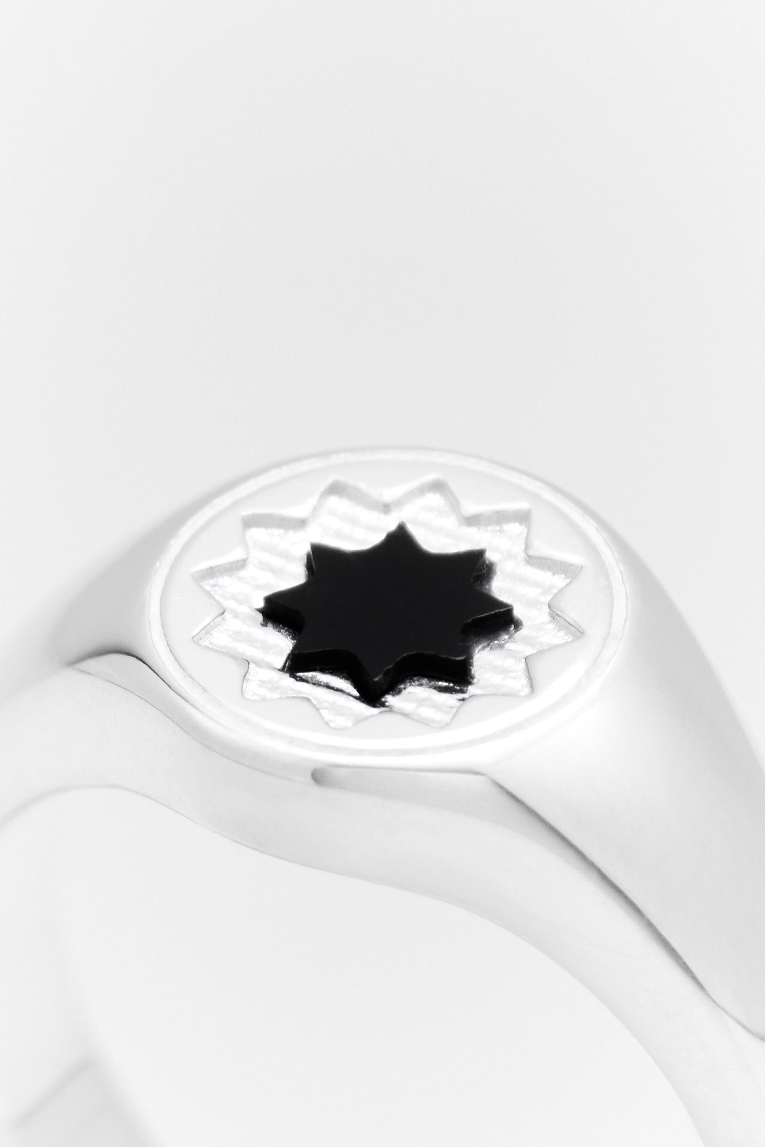 ANPOL Black Onyx Signet Ring